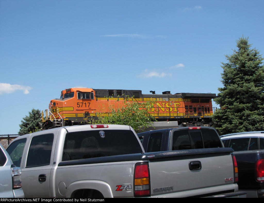 BNSF 5717